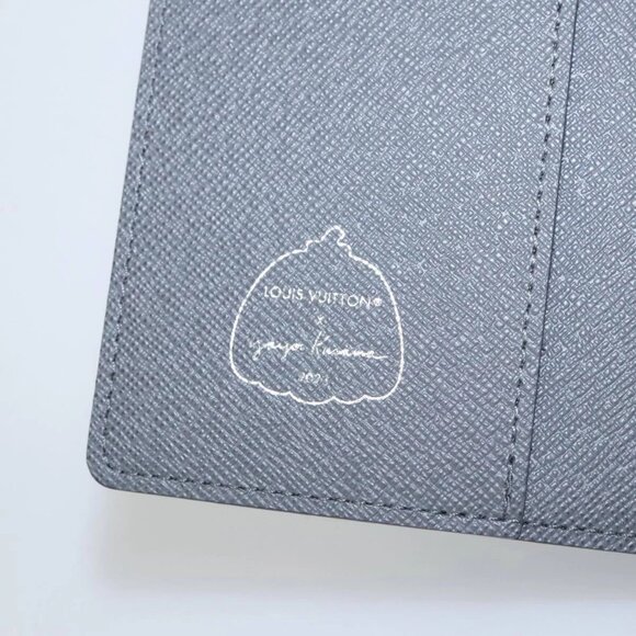 LOUIS VUITTON Monogram Yayoi Kusama Quverture Carnet Note Cover Blue - Picture 8 of 15